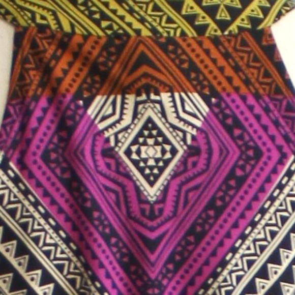 ECI GEOMETRIC DESIGN MAXI DRESS V NECK BEADED SIZE 8 YELLOW PINK ORANGE & BLACK - Picture 11 of 11